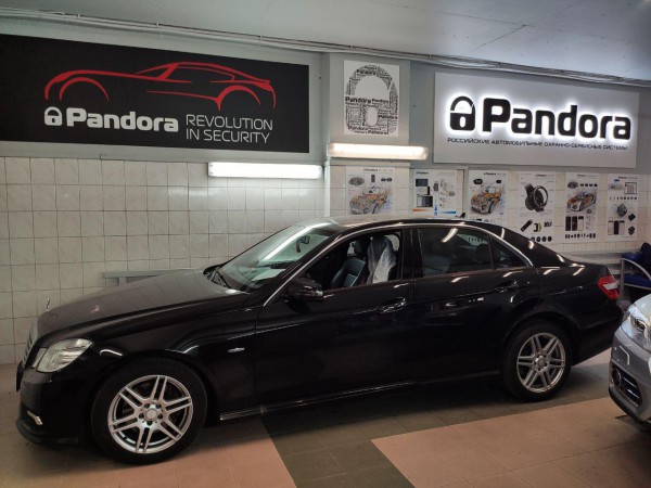 Mercedes-Benz E-class установка Pandora DXL 4790